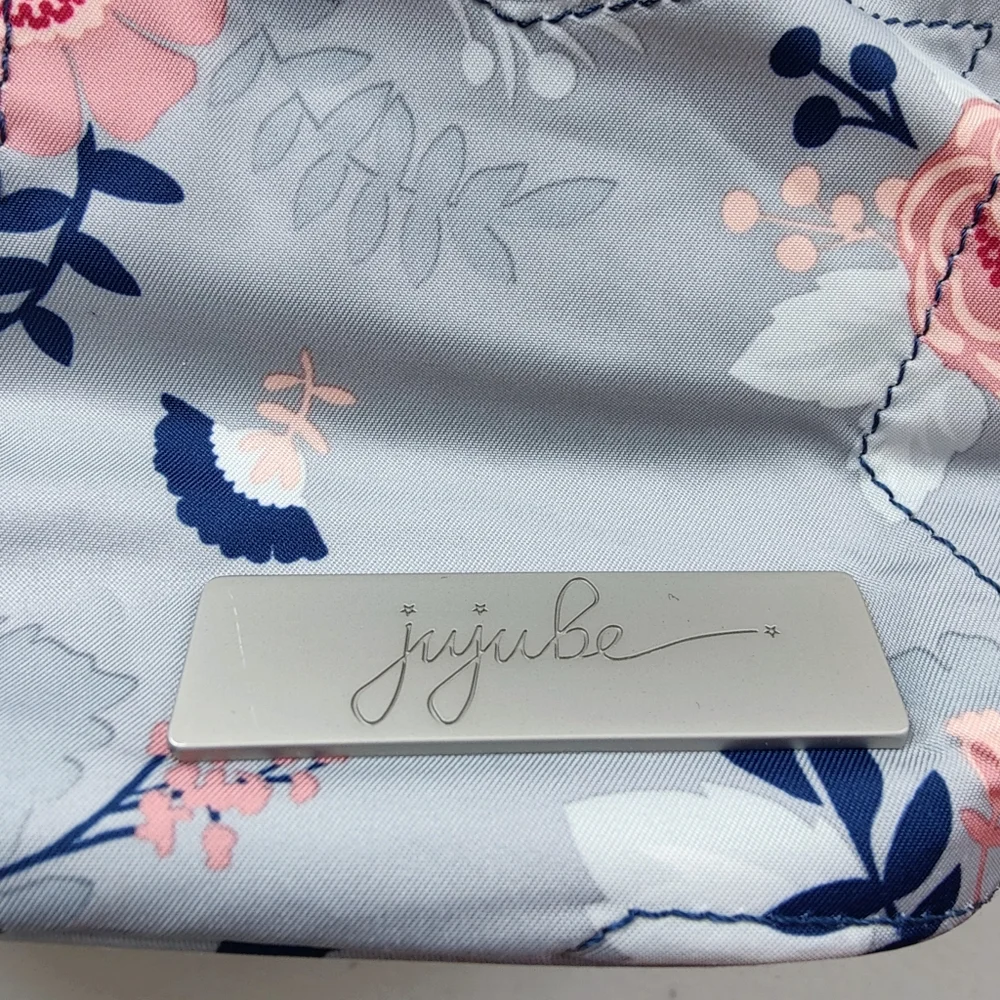 JUJUBE Fuel Cell Insulated Bottle Lunch Bag Wallflower Floral Mom